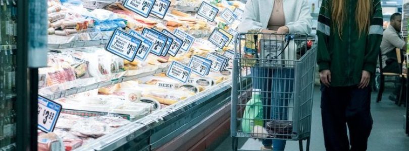 Evan Rachel Wood and Gina Rodriguez in Kajillionaire