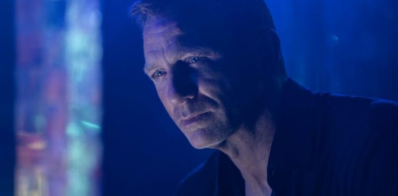 Daniel Craig in NO TIME TO DIE