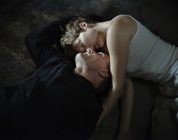 Viggo Mortensen and Léa Seydoux in "Crimes of the Future"