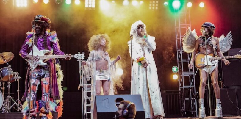 Wiz Khalifa in "Spinning Gold."