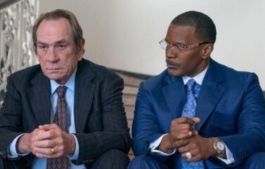 Tommy Lee Jones and Jamie Foxx in "The Burial"