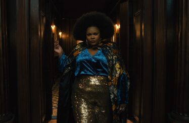 Nicole Byer stars as "Dede" in writer/director Kobi Libii's "The American Society of Magical Negroes," a Focus Features release.