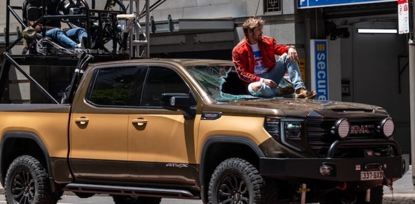 Ryan Gosling is Colt Seavers in THE FALL GUY, directed by David Leitch.