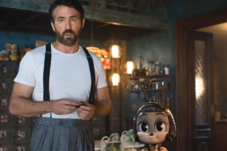 Ryan Reynolds and Phoebe Waller-Bridge in "IF."