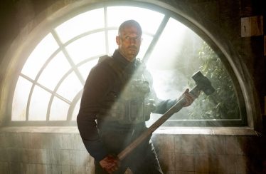 Jason Statham in “A Working Man.”