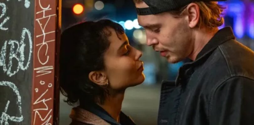 Zoë Kravitz and Austin Butler in “Caught Stealing.